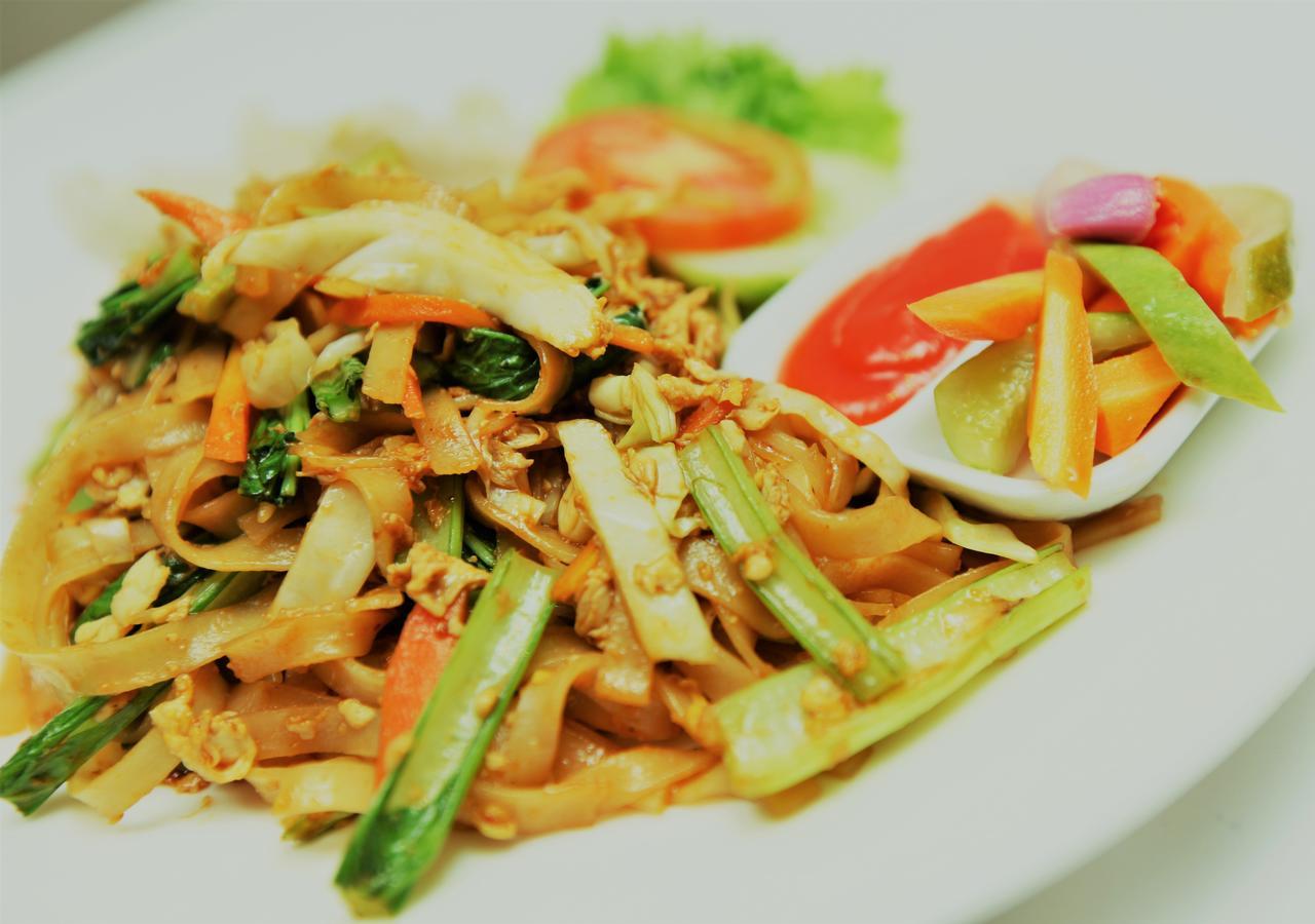 โรงแรมฟิตรา มาจาเลงกา ภายนอก รูปภาพ